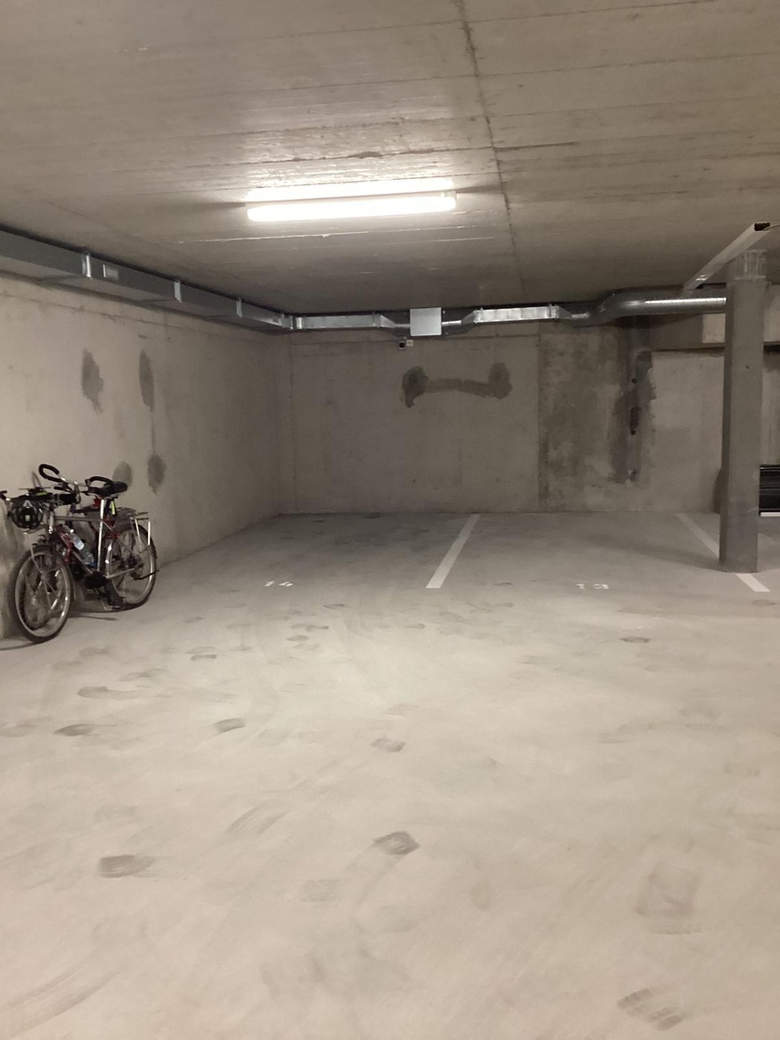 Place de parc souterrain