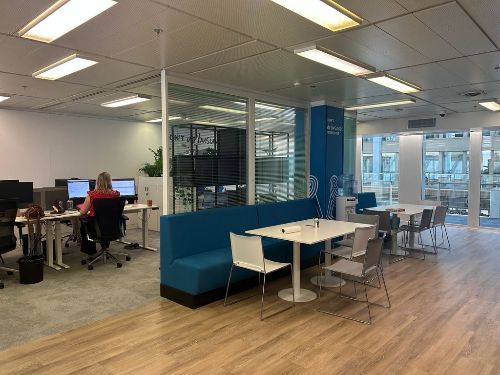 142m² office, photo 4 sur 7