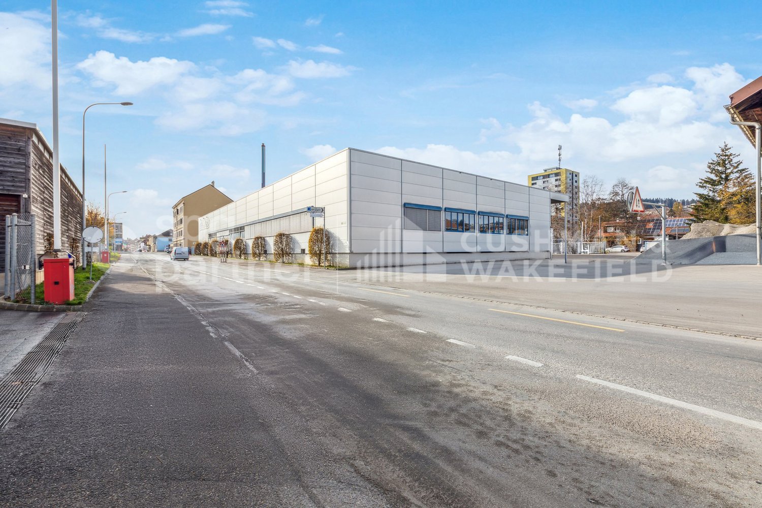 2000m² commercial