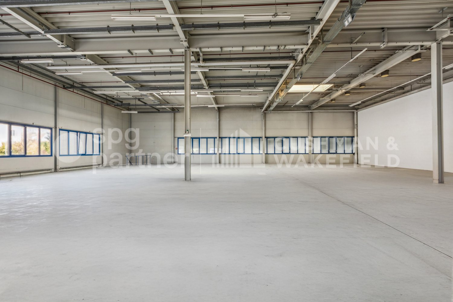 2000m² commercial