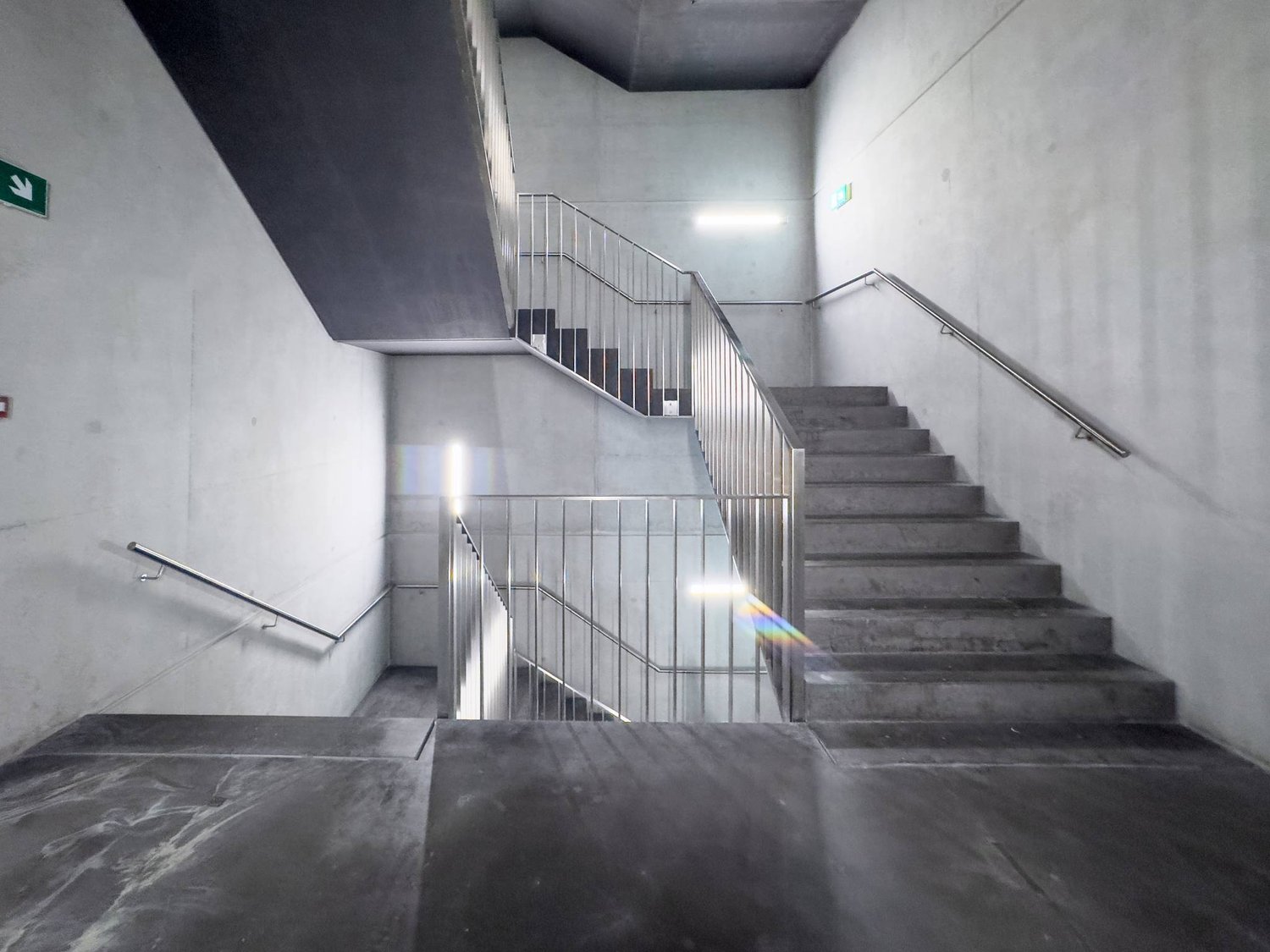 500m² office