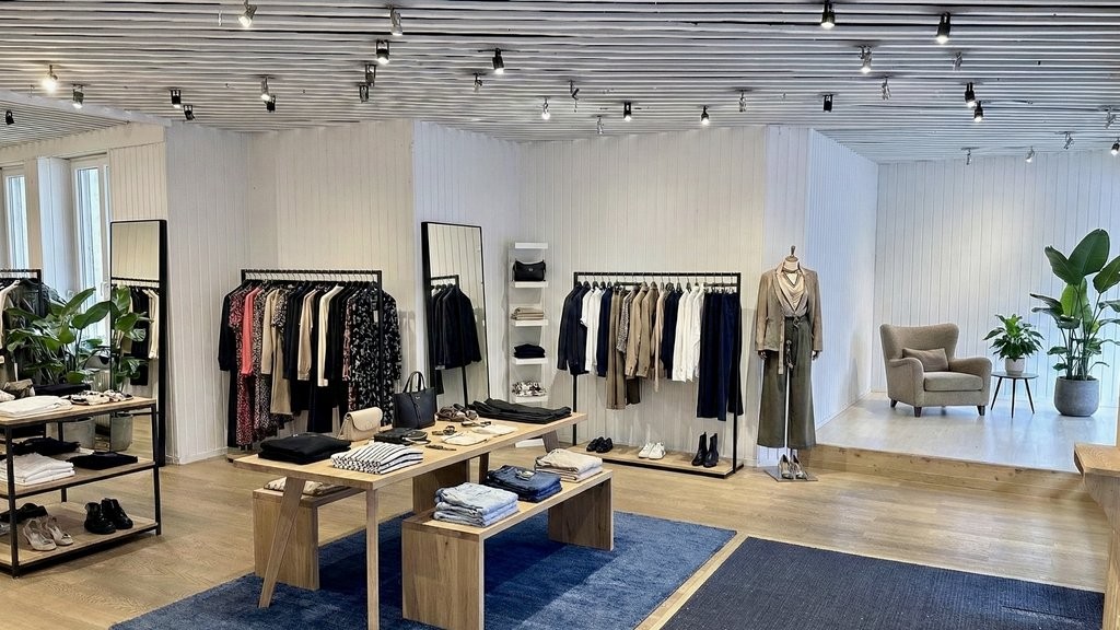 296m² shop, photo 3 sur 10