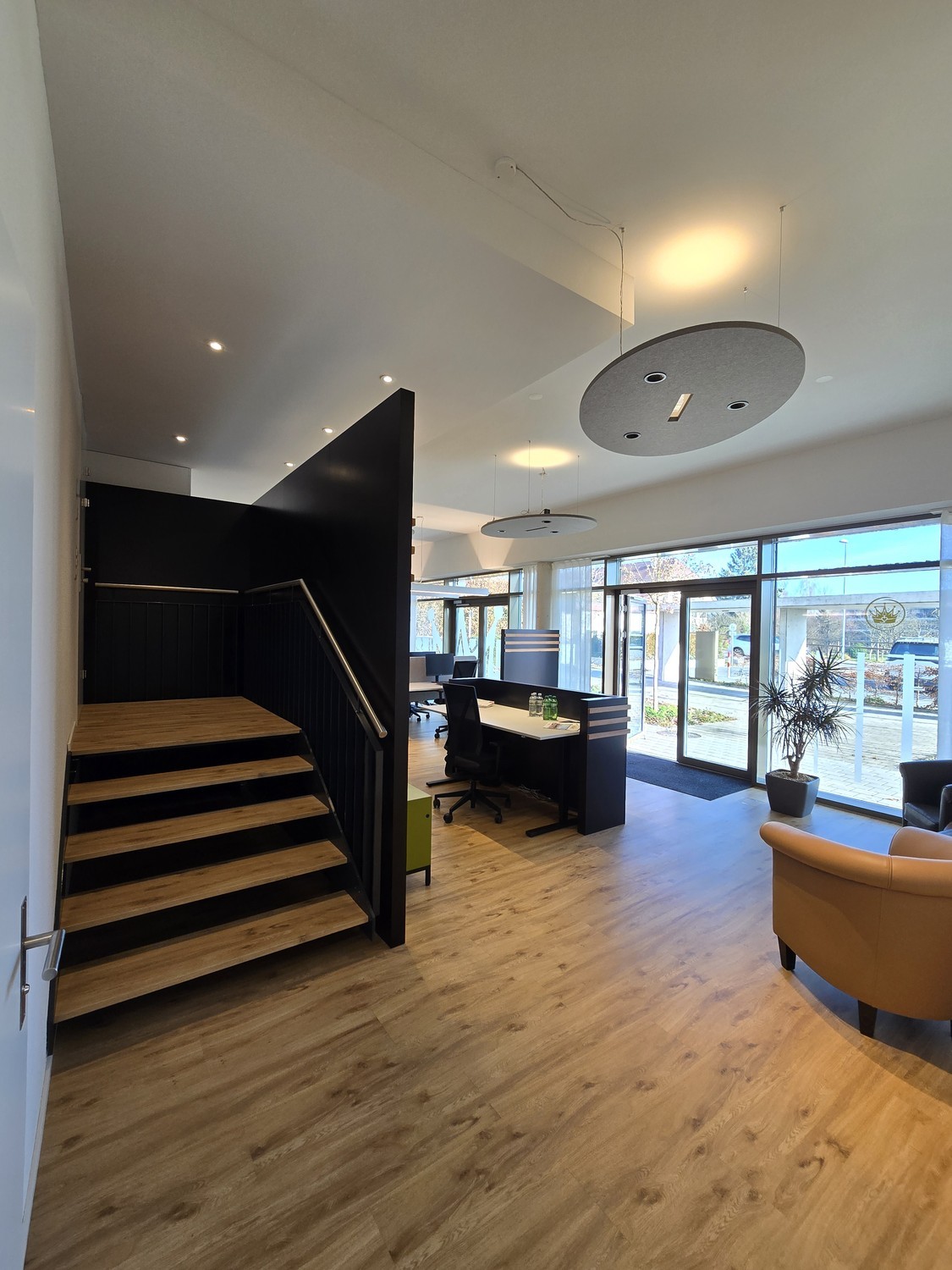 113m² commercial