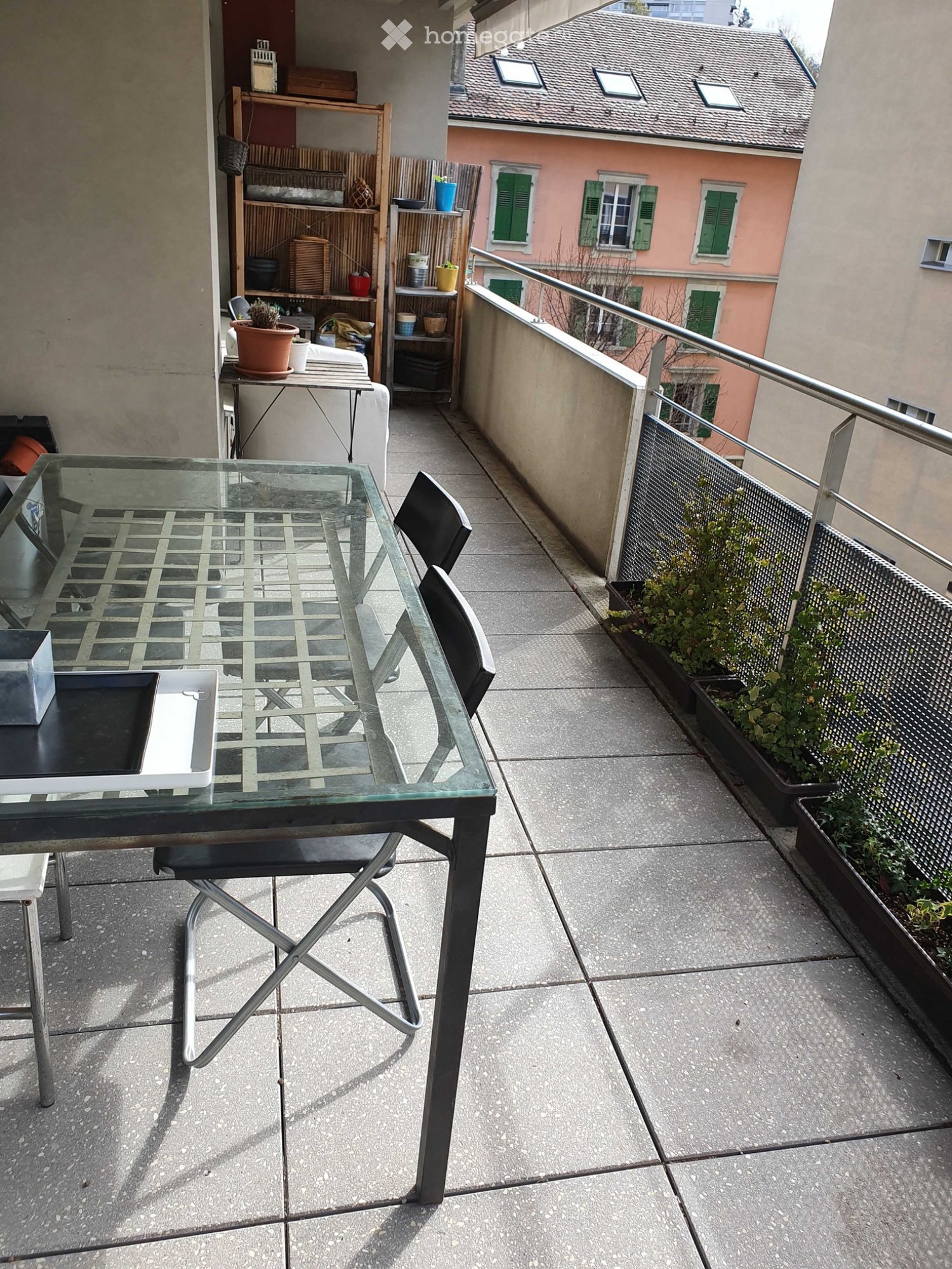 1 room single room