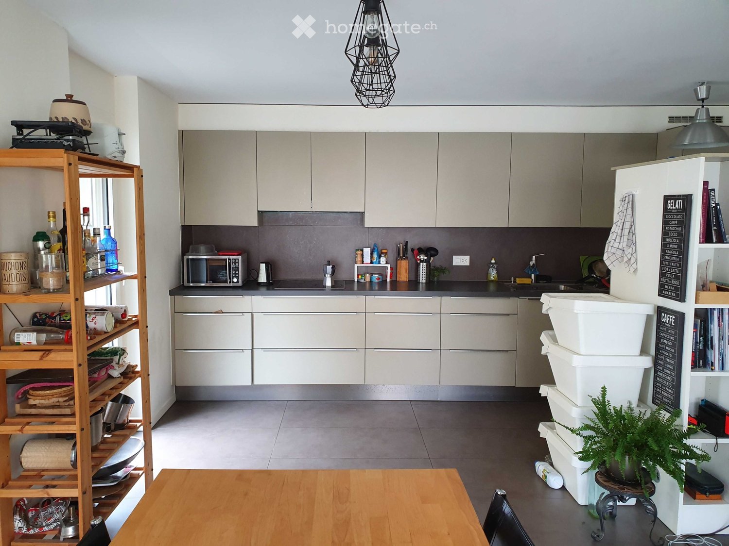 1 room single room