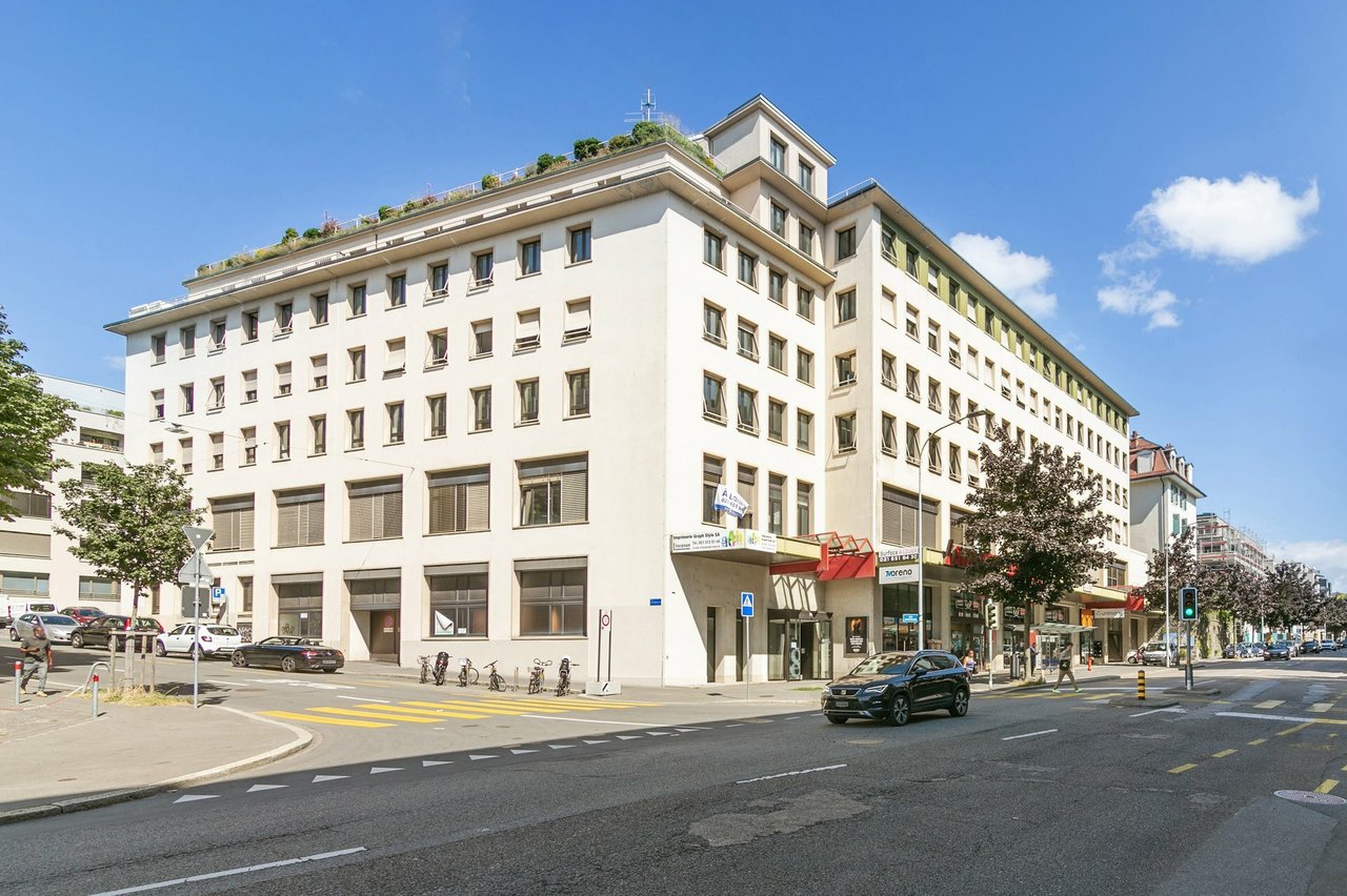 200m² office