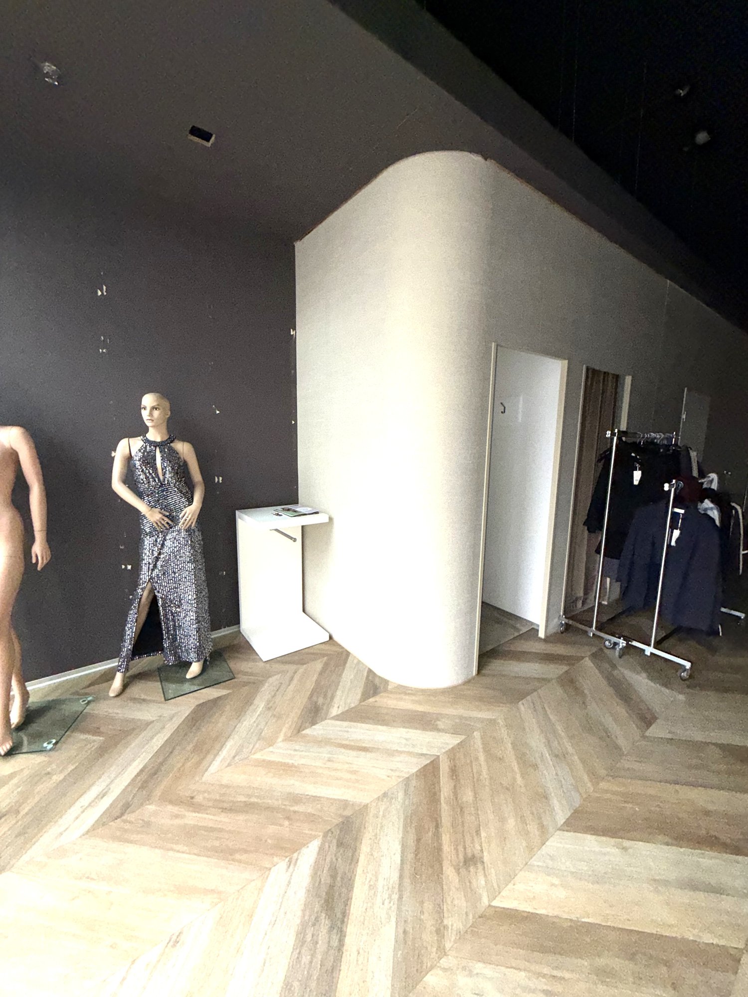 Magasin de 85m², photo 5 sur 10