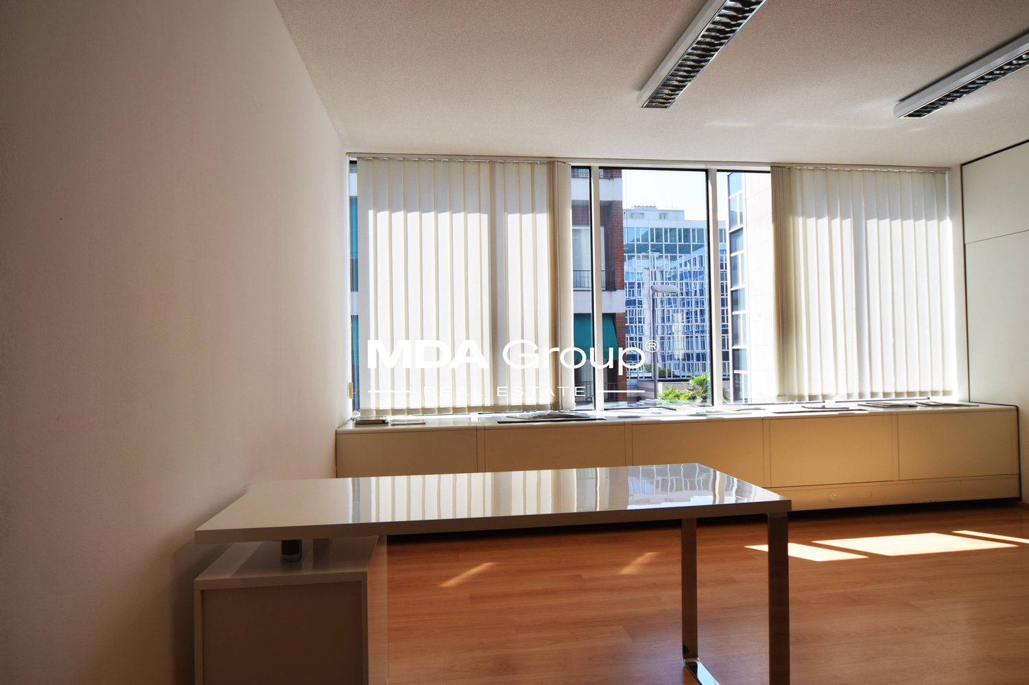 Bureau de 448m², photo 5 sur 7