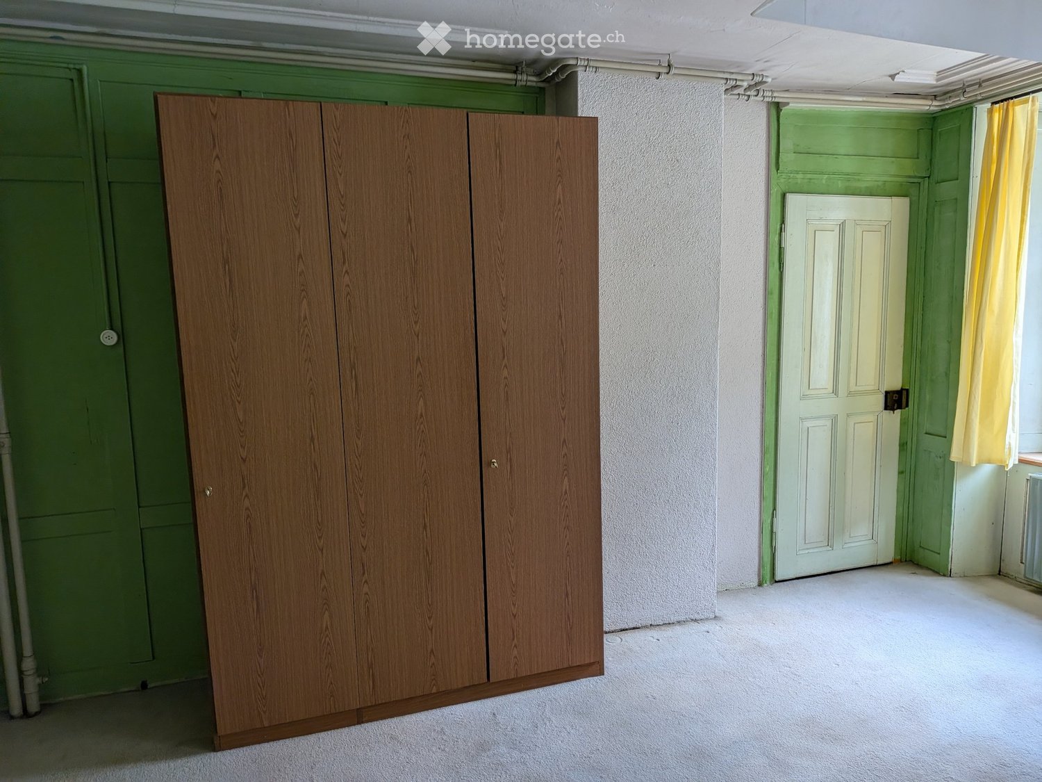 Appartement d'une pièce

Pièce spacieuse avec beaucoup d'espace au cœur du village de Diesbach. À proximité de la cascade et des pistes de ski de fond, la pièce invite à la détente et à l'activité., photo 3 sur 5