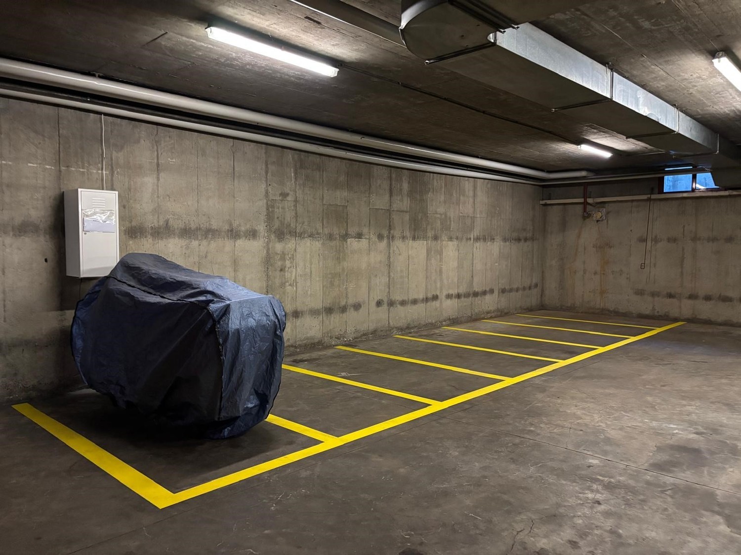 3m² de place de stationnement couverte pour vélo, photo 4 sur 5