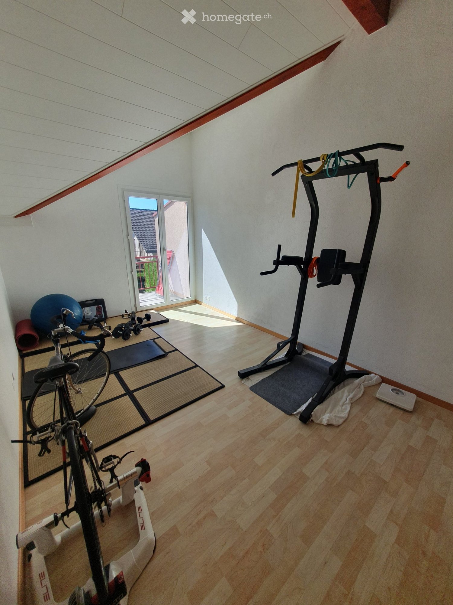 1 room single room