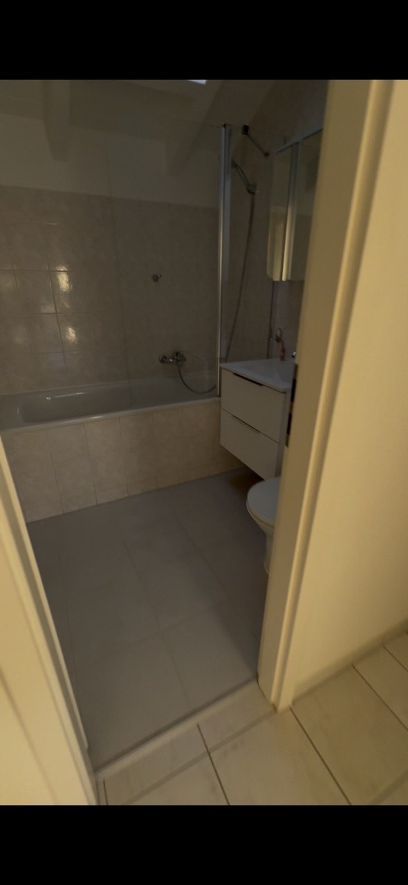 6 rooms single house