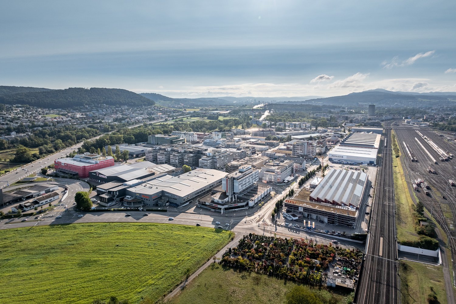 364m² commercial