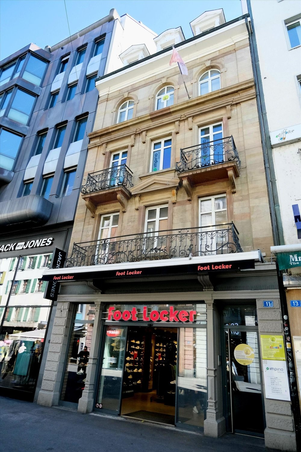 140m² coiffeur