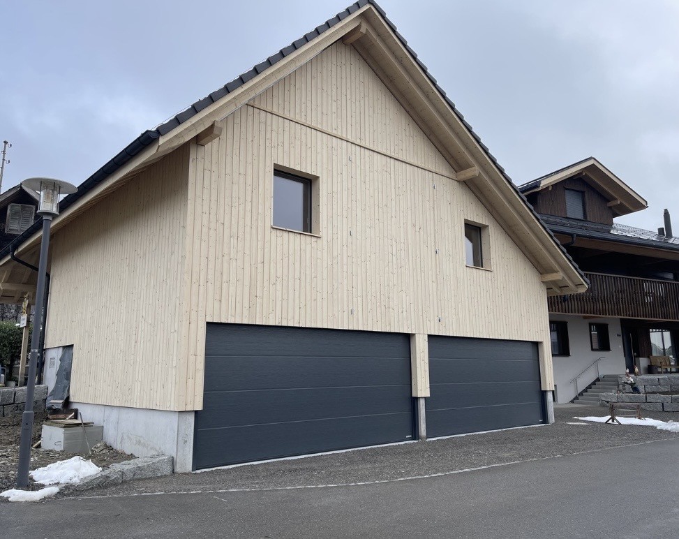 77m² commercial, photo 2 sur 3