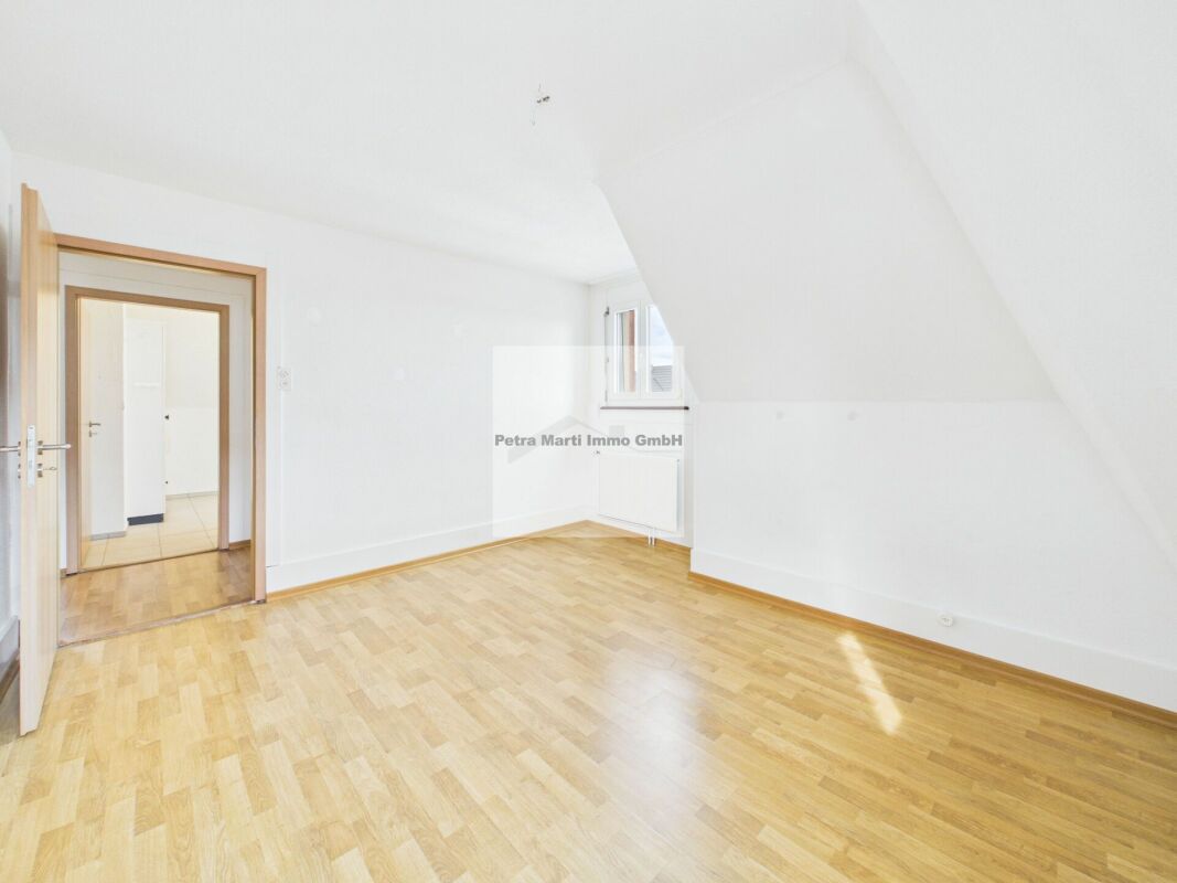 Appartement mansardé de 3 ½ pièces, photo 3 sur 10