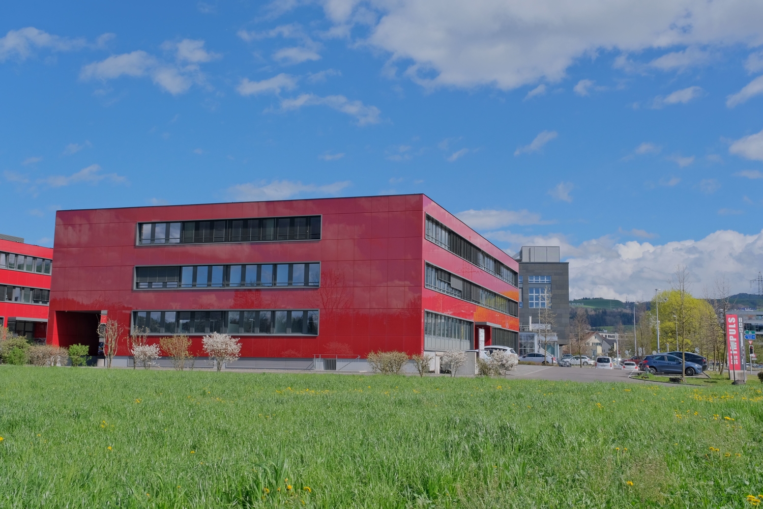 210m² office