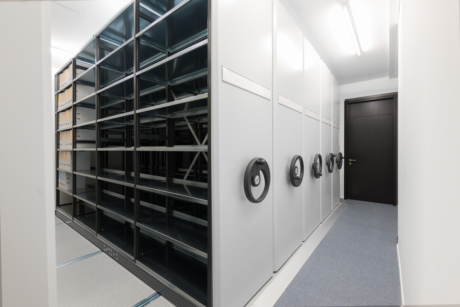 210m² office