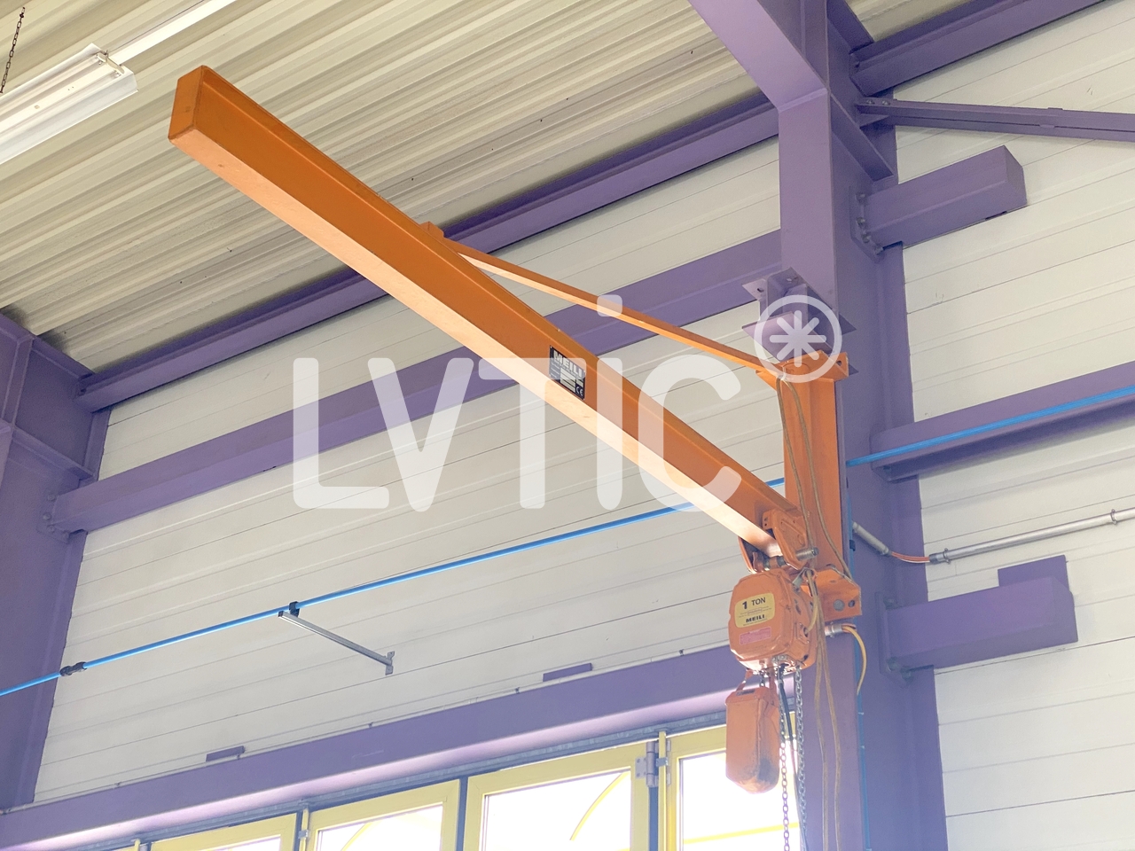 636m² industrial object, photo 7 sur 9