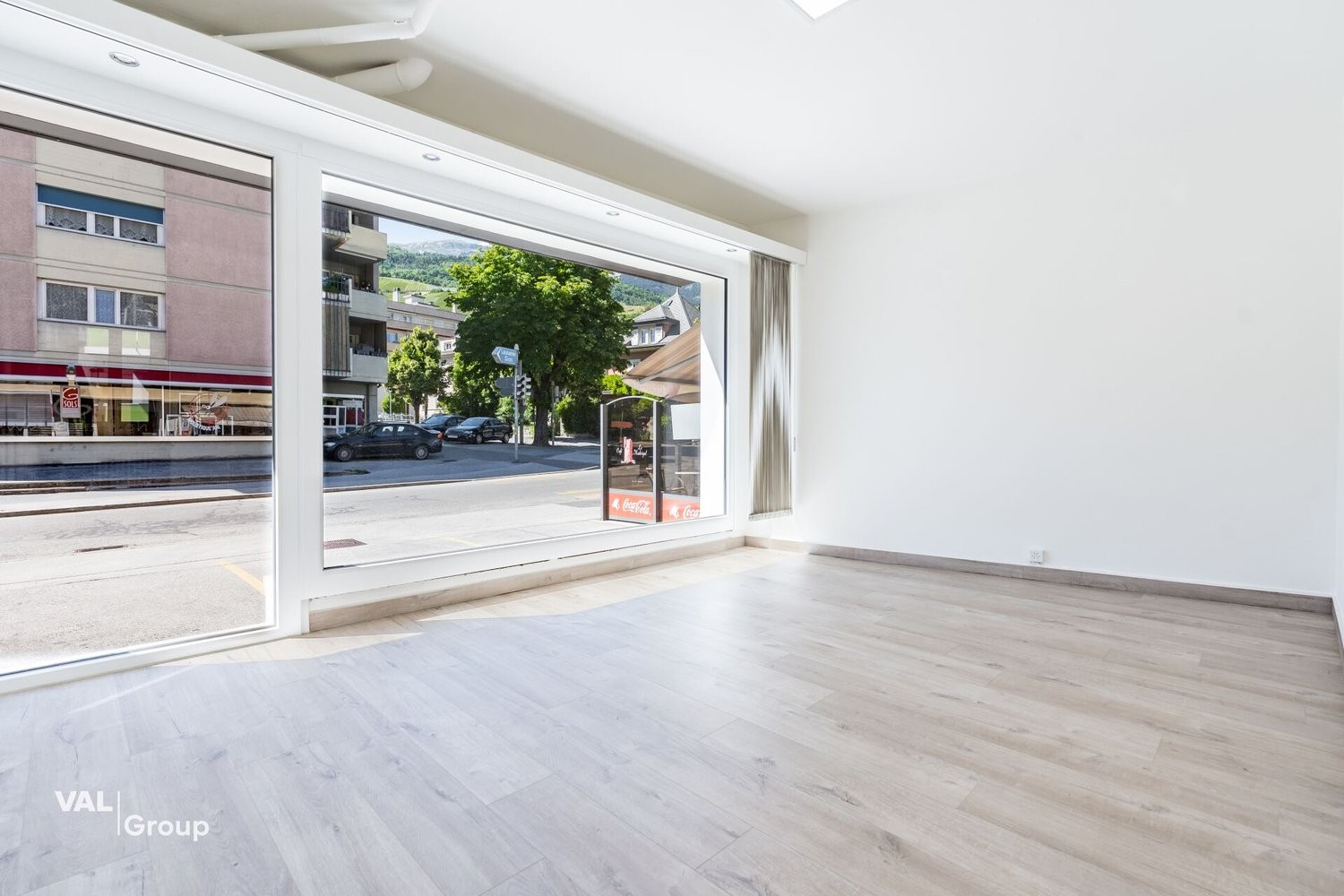 78m² office