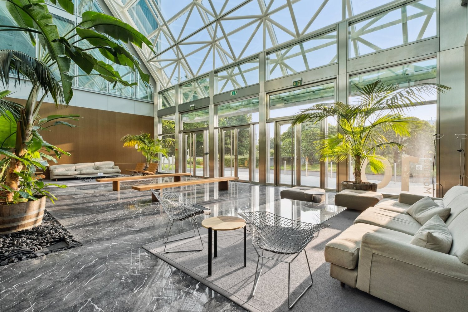 319m² office, photo 1 sur 7