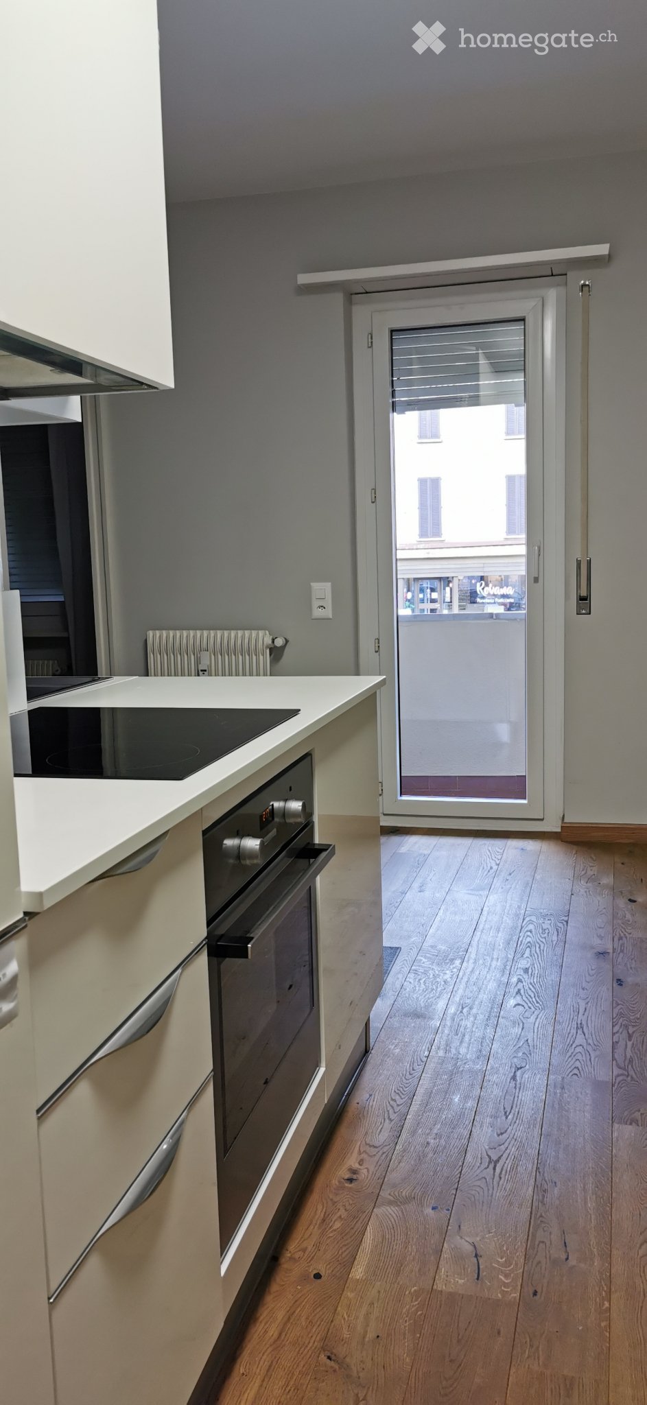 Appartement de 2 pièces
Dans le centro Brissago / 2 locali arredato /
minimo 1 anno /
ideale per 2 persone /
1 piano
1100.-+ 150.- spese., photo 3 sur 5