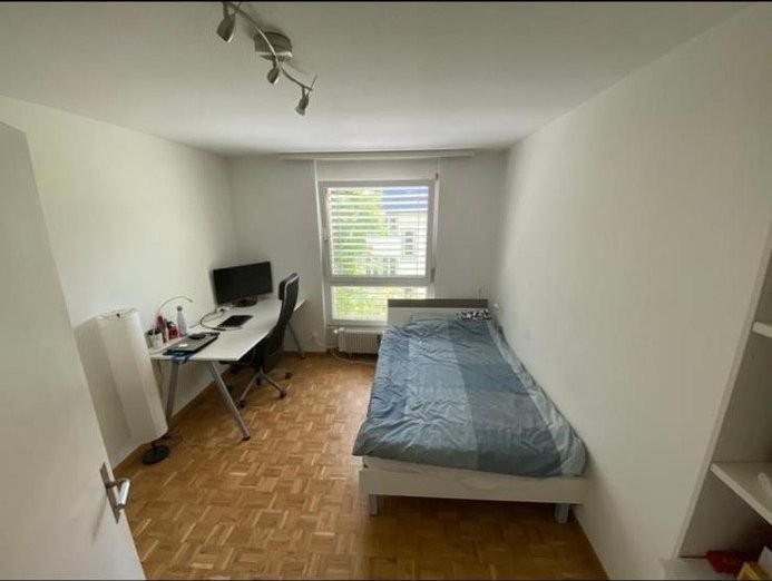 Appartement de 4 pièces, photo 1 sur 10