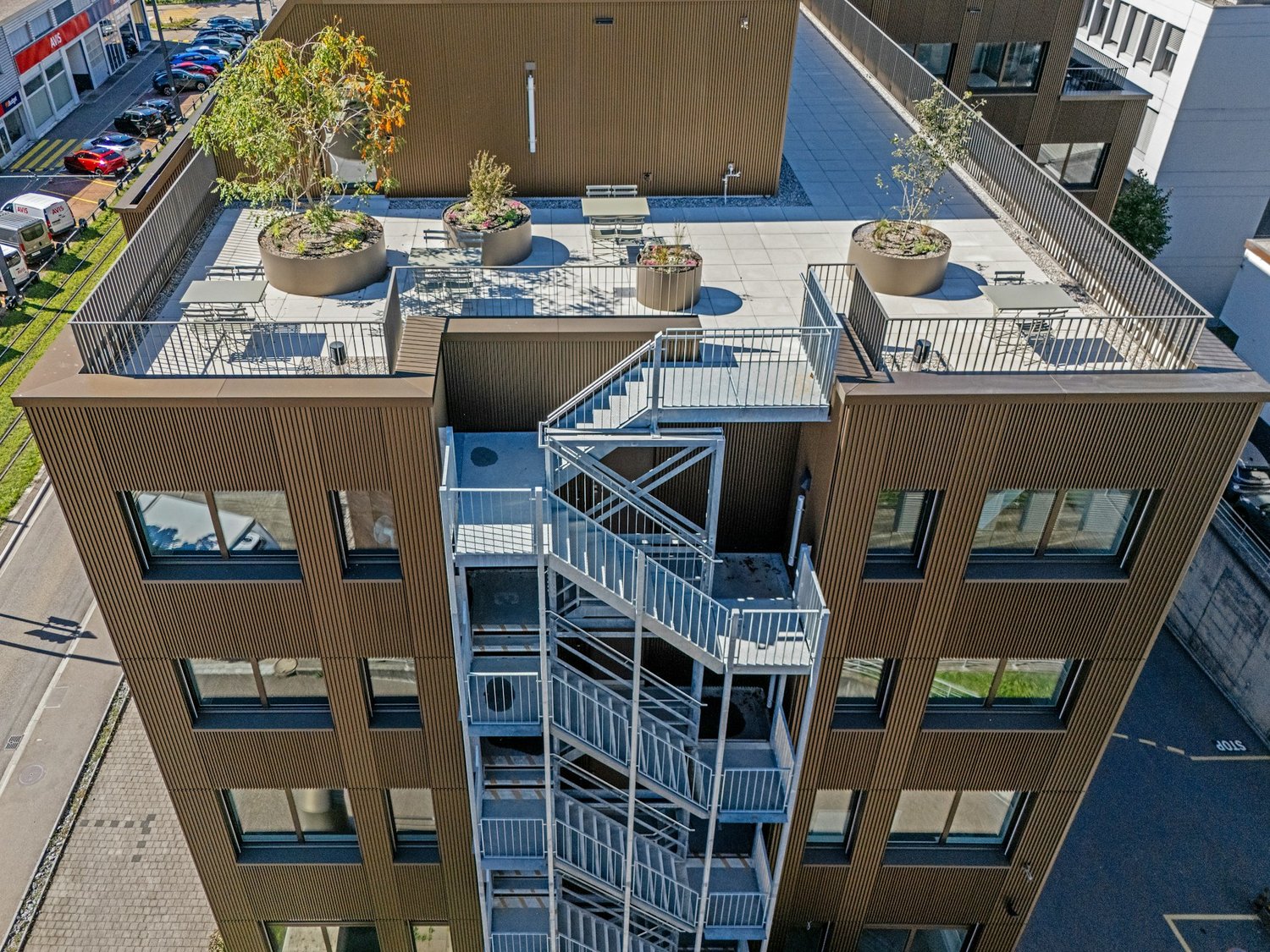 1100m² de bureaux