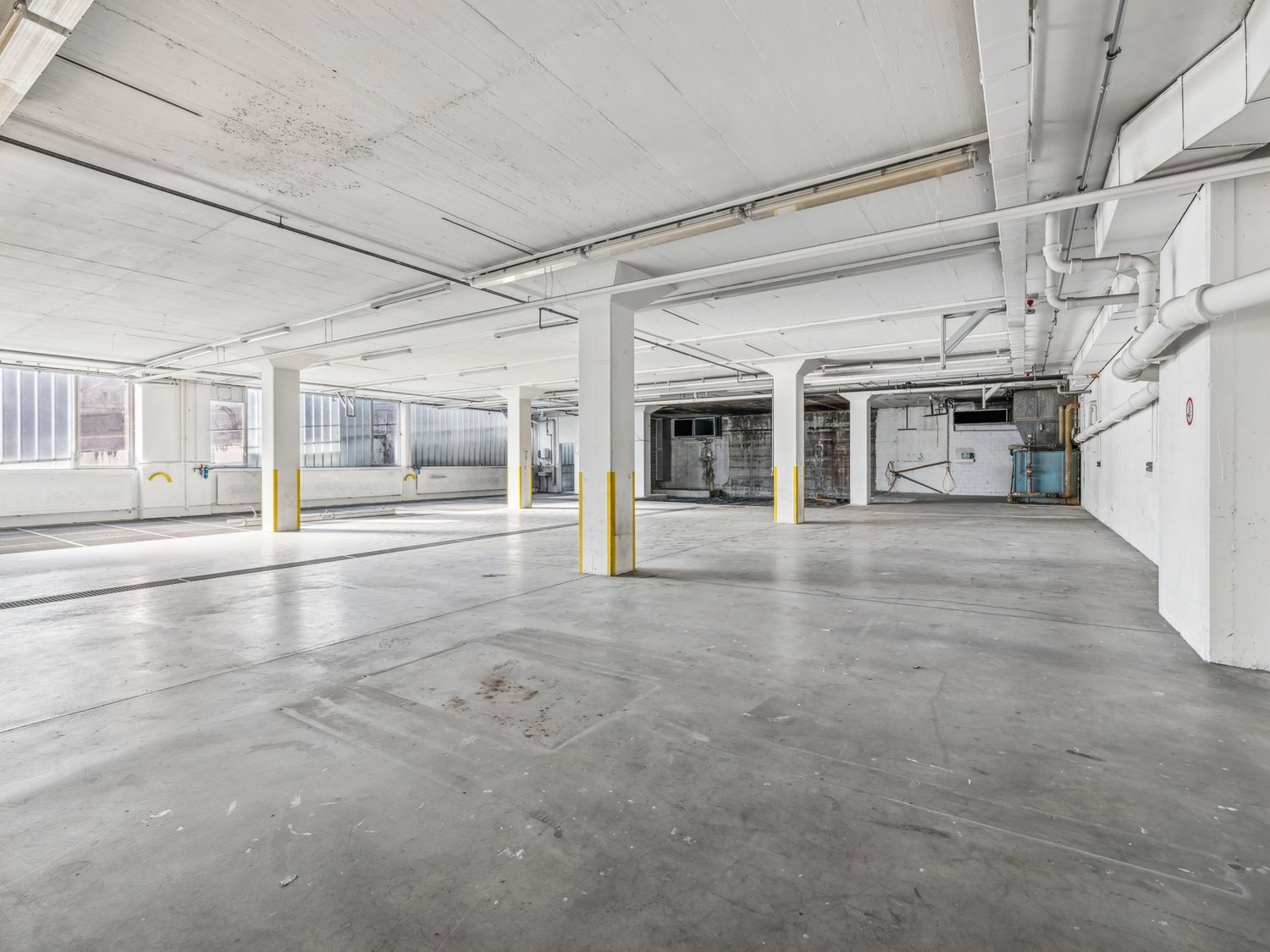 Objet industriel de 2000m²