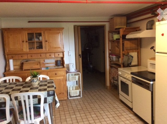 1 room single room