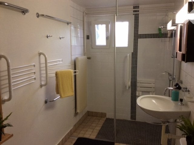 1 room single room