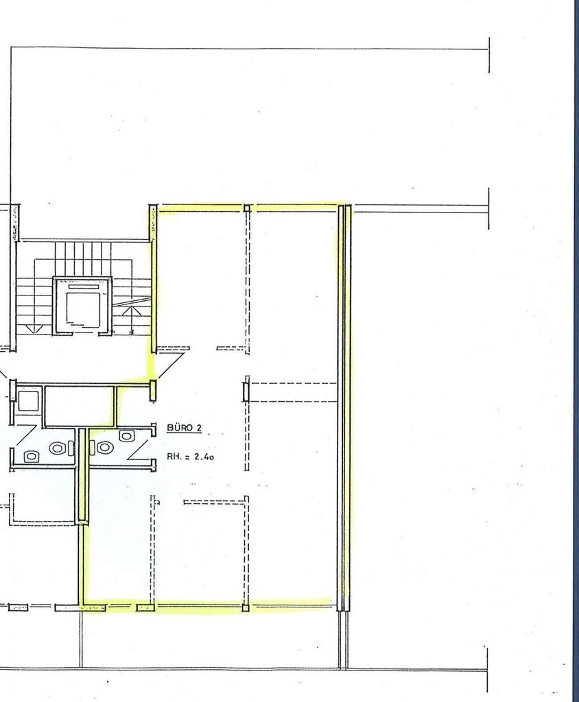 Bureau de 83m²

En périphérie de la ville et à proximité immédiate des transports publics, votre nouveau bureau peut voir le jour.

L'objet comprend
- 3 pièces individuelles (la répartition peut être modifiée)
- Terrasse ensoleillée
- Petite kitchenette
- Toilette

Un local d'archives ainsi que des 