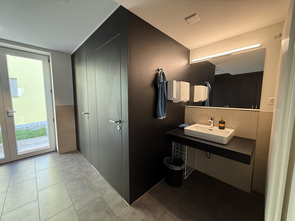 151m² commercial, photo 10 sur 10