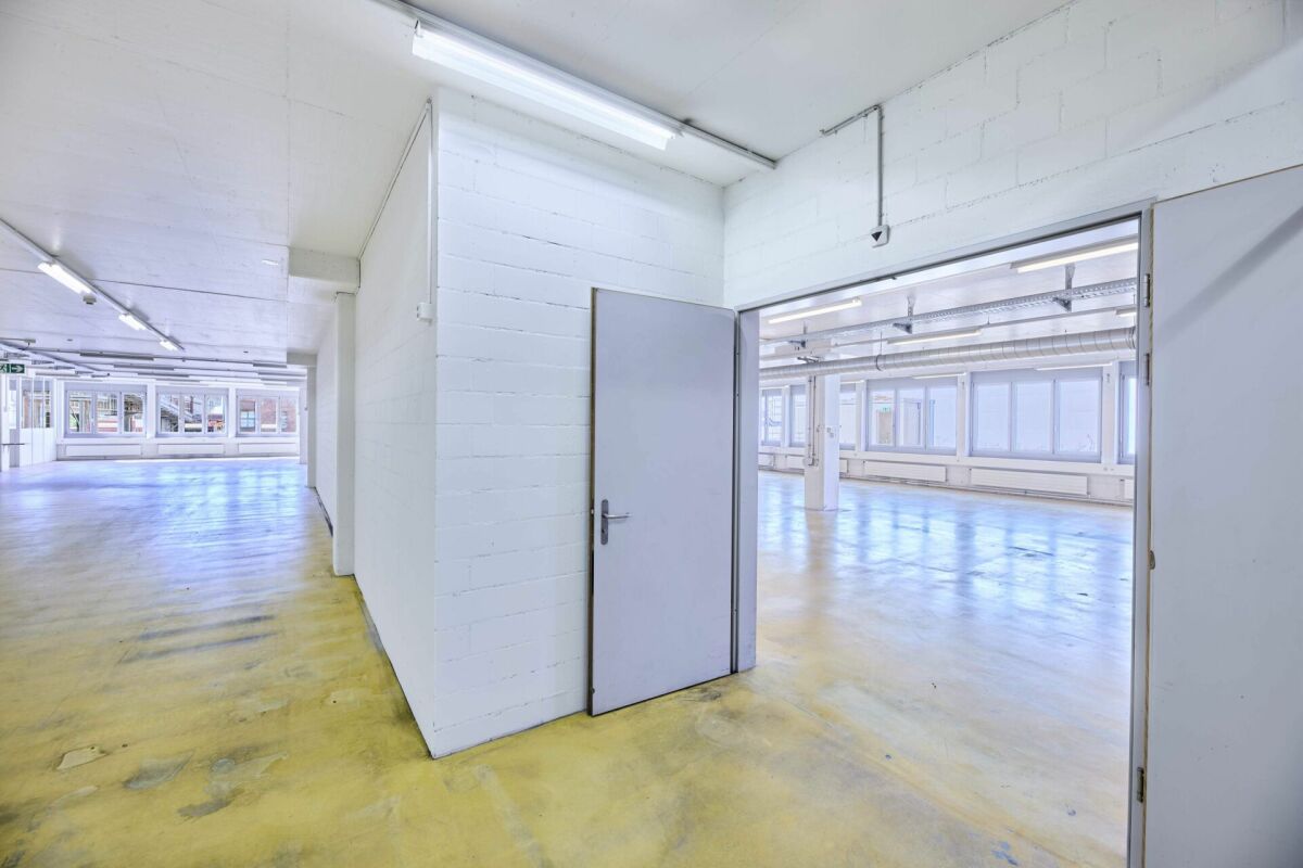 790m² commercial, photo 9 sur 10