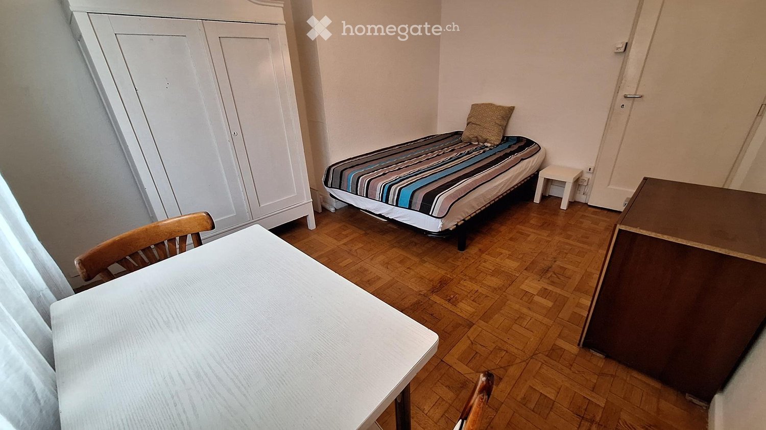 1 room single room, photo 1 sur 5