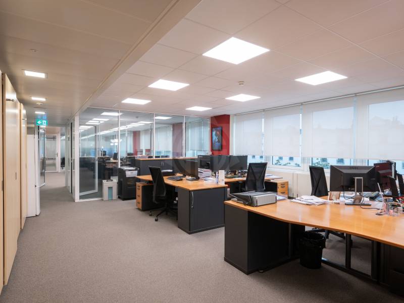 161m² office, photo 7 sur 10