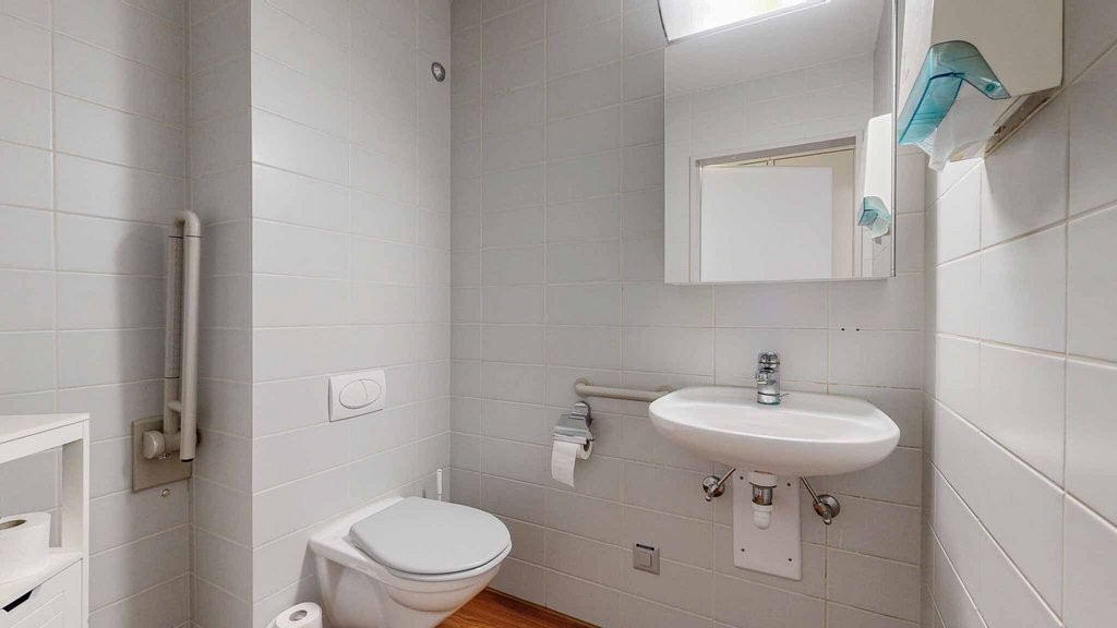 316m² bureau