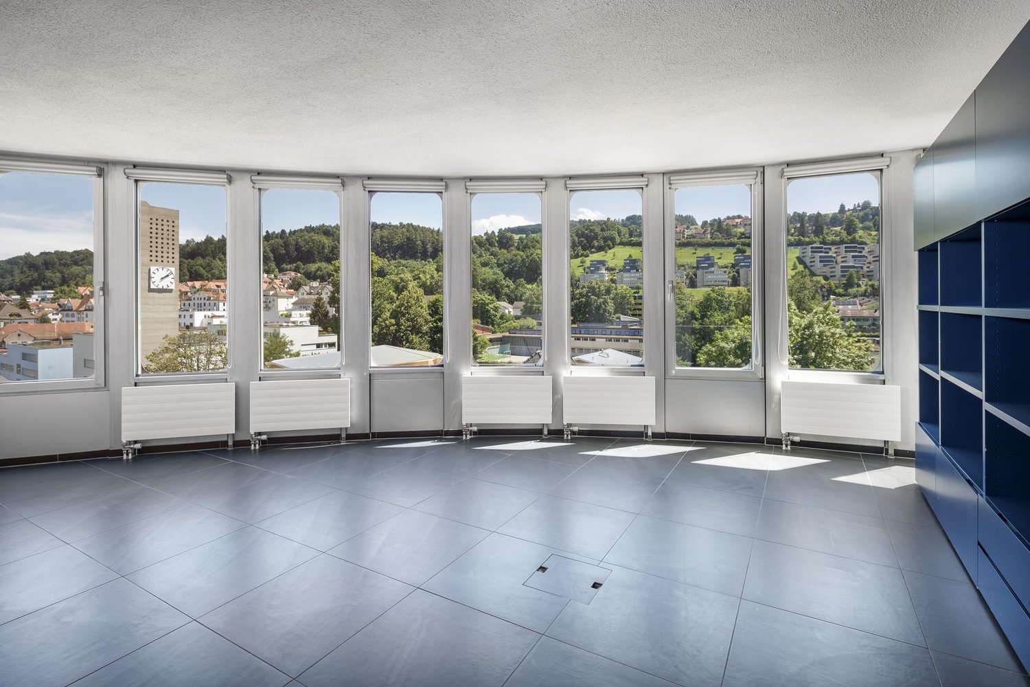 385m² commercial, photo 10 sur 10