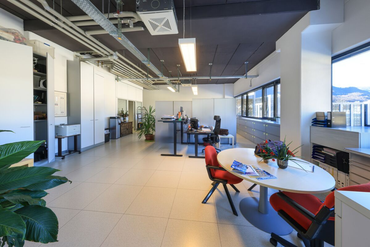120m² commercial, photo 5 sur 7