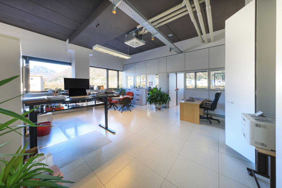 120m² commercial, photo 4 sur 7