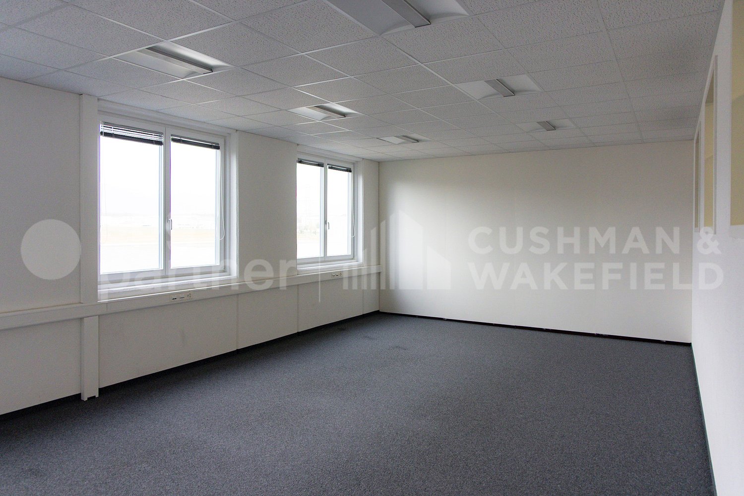 370m² office, photo 3 sur 3