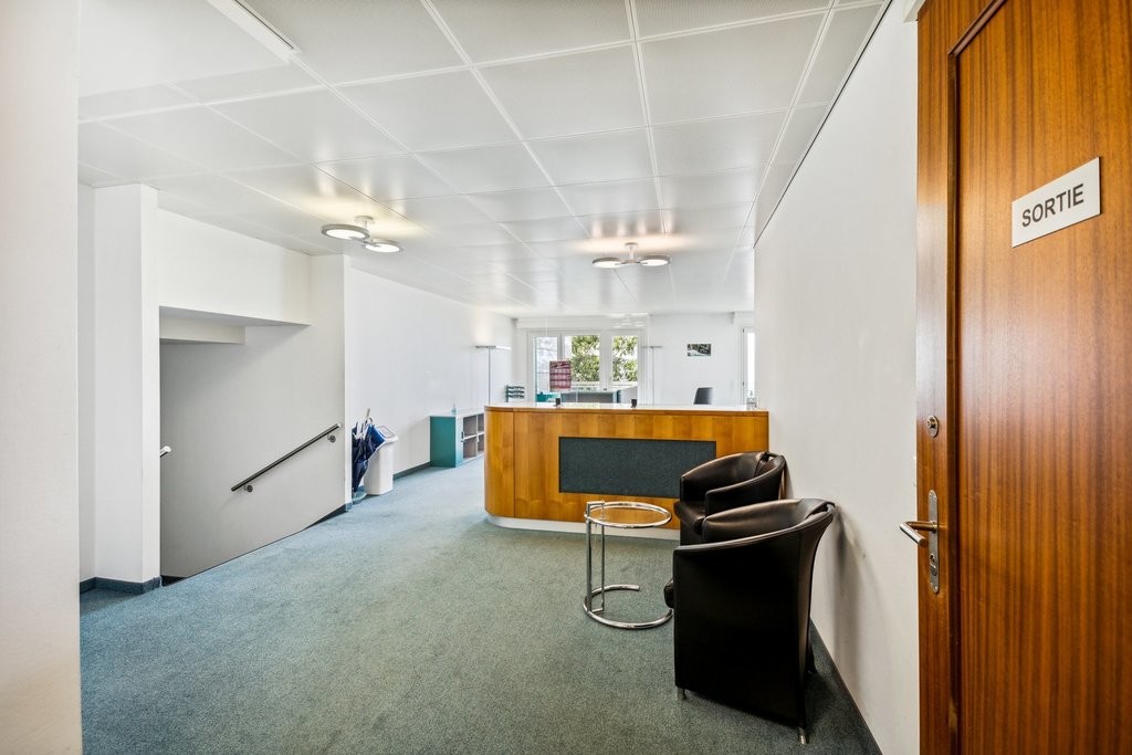 318m² office, photo 3 sur 10