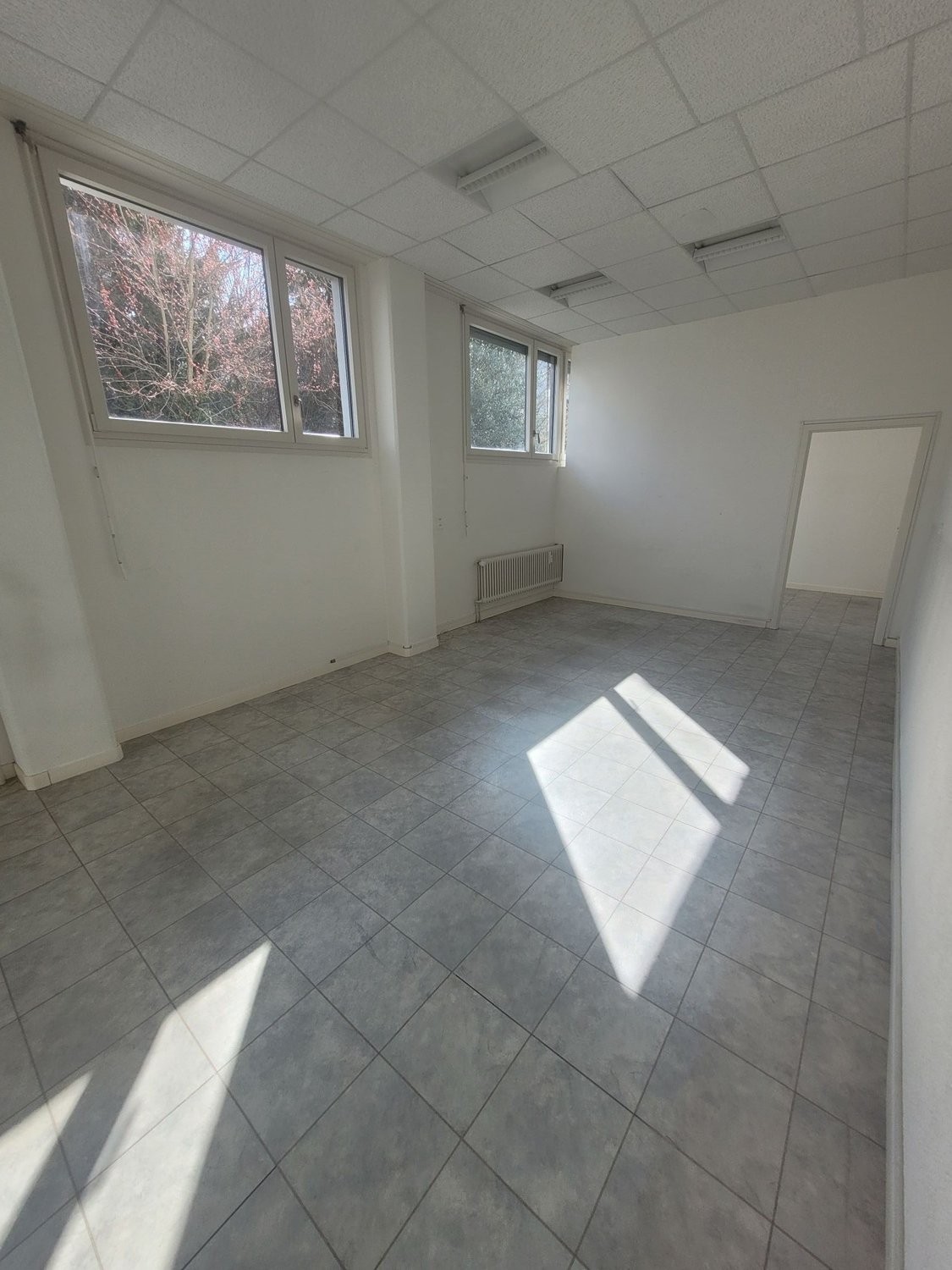 88m² shop, photo 4 sur 4