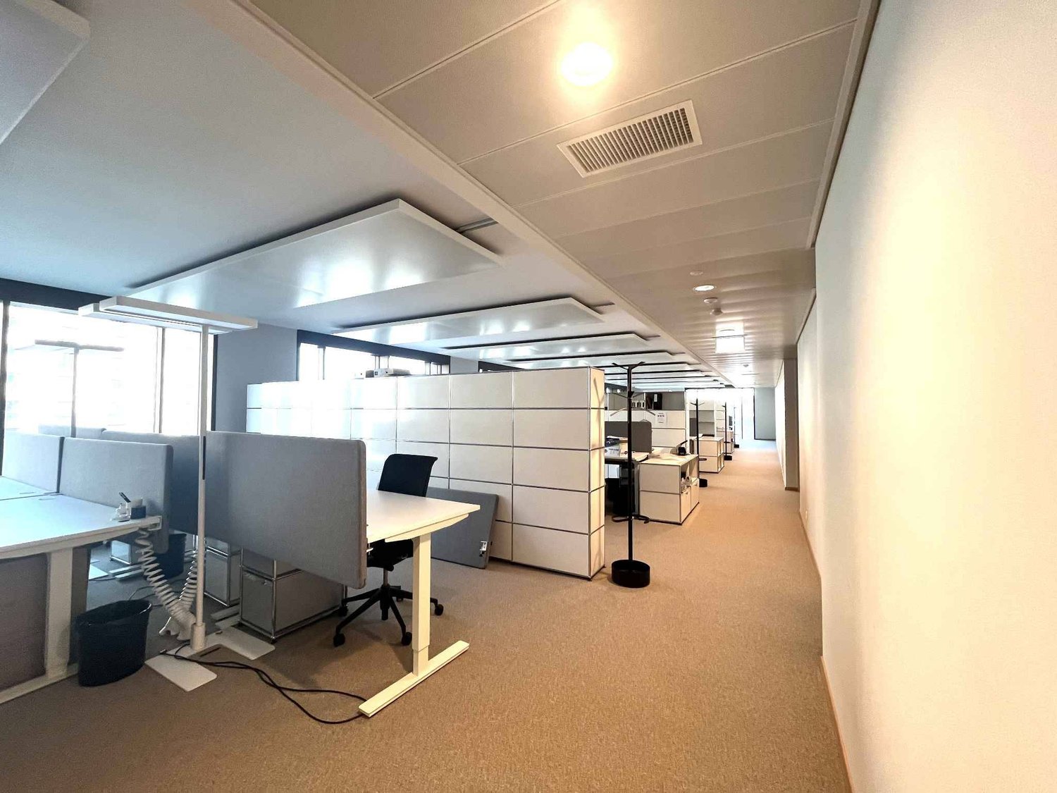 620m² office