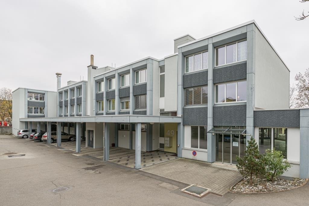 Place de parc souterrain

À louer pour mars ou selon convenance, places de parking en garage couvert en emplacement central à Cham.

Pour les locataires externes, plus TVA de 8.1%.

Nous nous tenons volontiers à votre disposition pour une visite et pour de plus amples renseignements., photo 2 sur 2