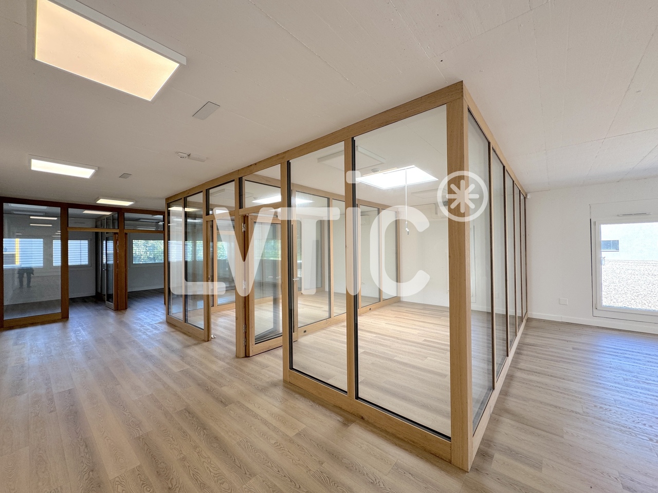 410m² office, photo 4 sur 8