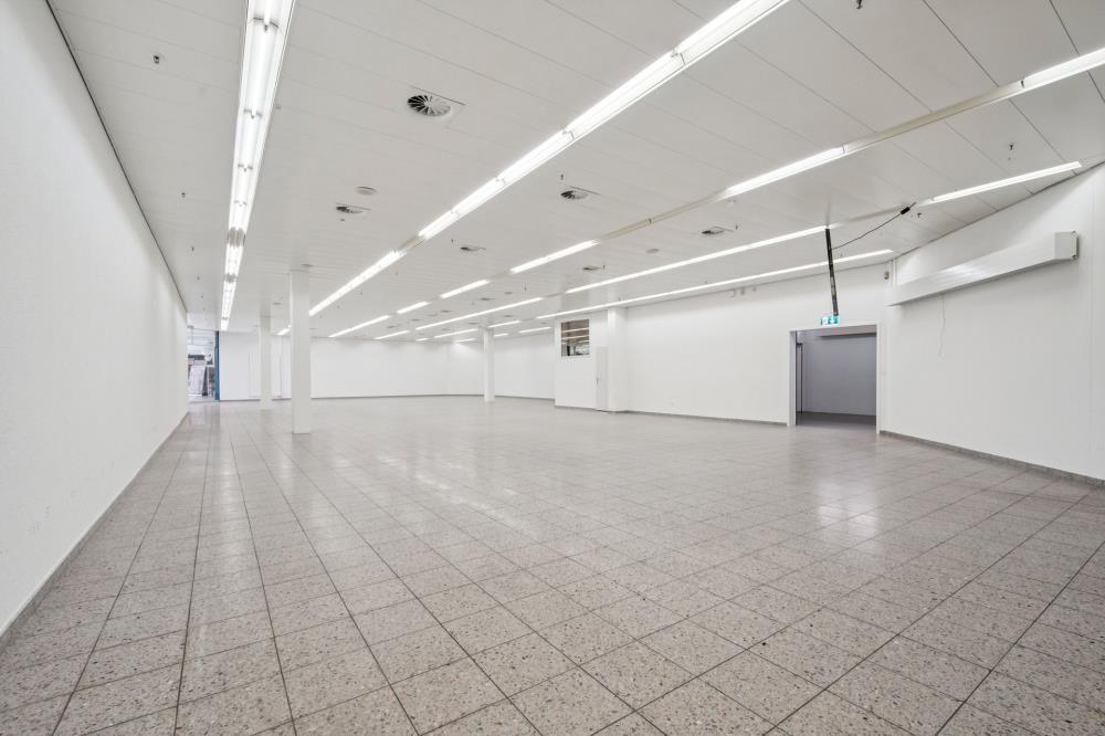 588m² de commerce