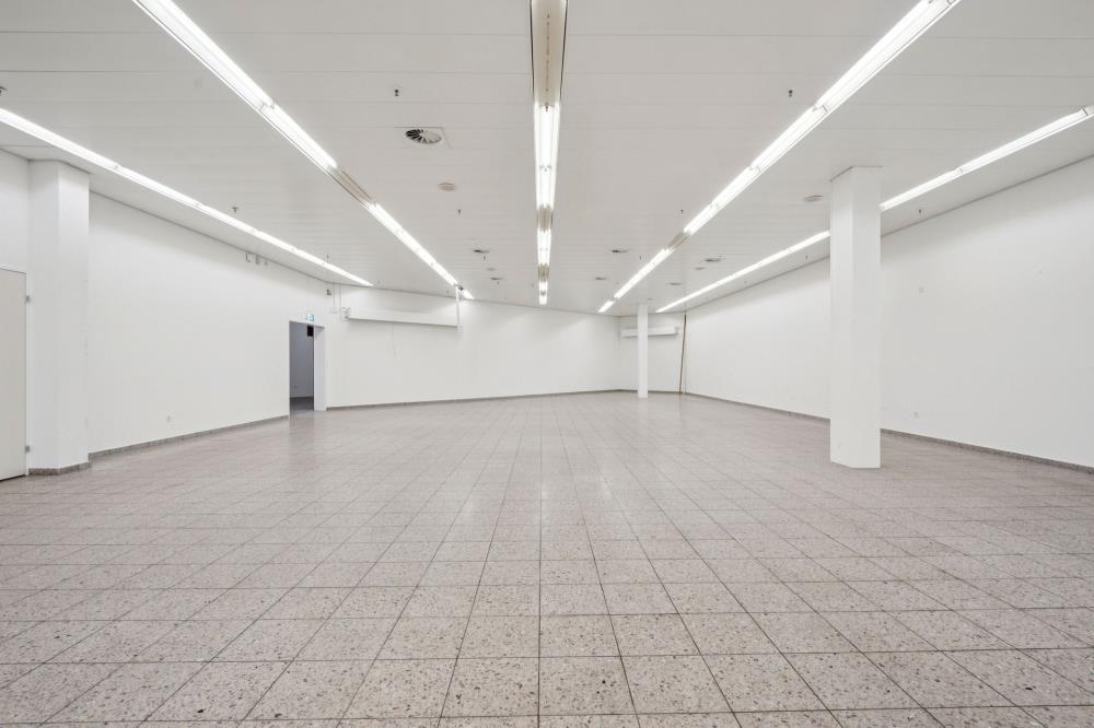 588m² de commerce