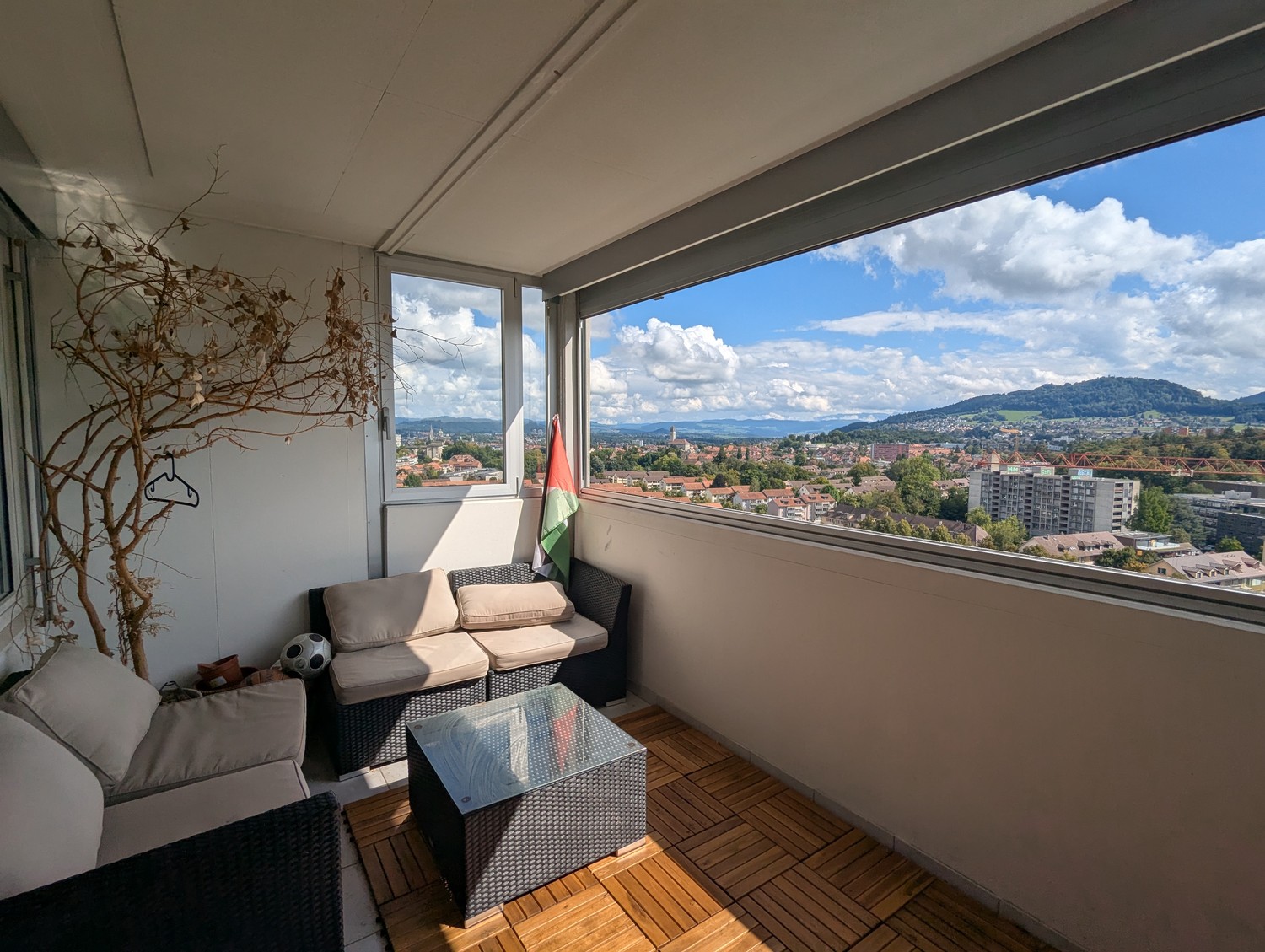 Recherche de repreneur pour un bel appartement de 2 1/2 pièces au dernier étage à partir du 01.01.2027., photo 1 sur 10