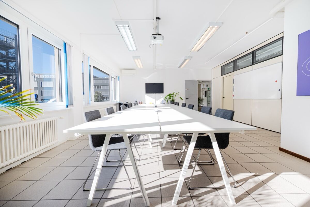 2000m² commercial